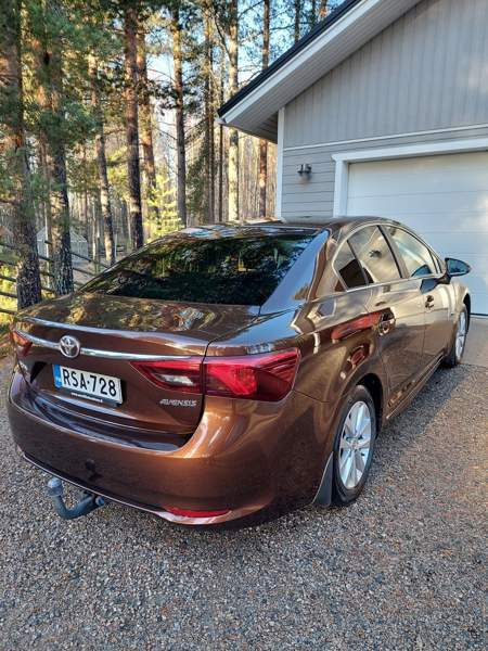 Toyota Avensis Saarijärvi - изображение 7