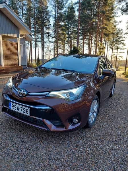 Toyota Avensis Saarijärvi - изображение 8