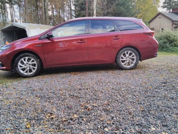 Toyota Auris Säkylä - photo 3