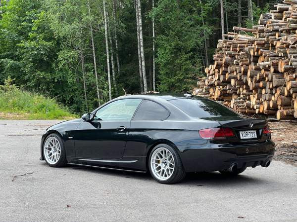 BMW 335 Nurmijärvi - valokuva 1