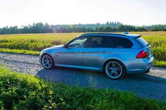 BMW 330 Oulu