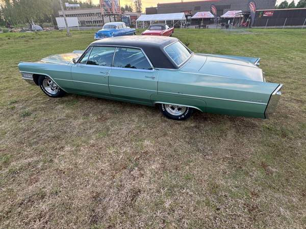 Cadillac De Ville Форсса - изображение 8