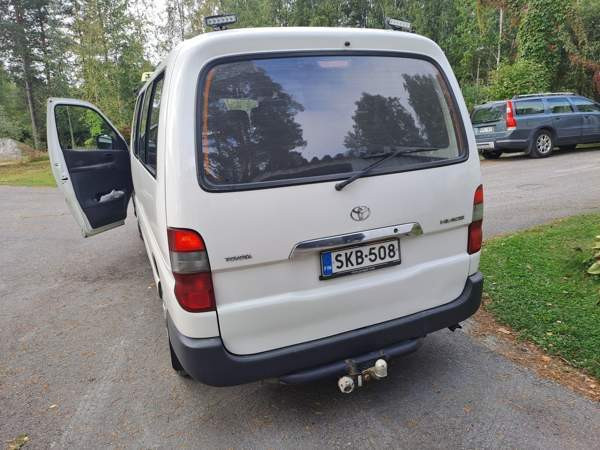 Toyota Hiace Savonlinna - valokuva 3