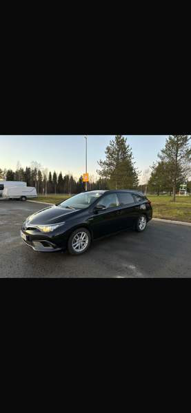 Toyota Auris Oulu - valokuva 6