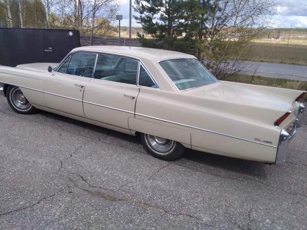 Cadillac De Ville Ruovesi - valokuva 4