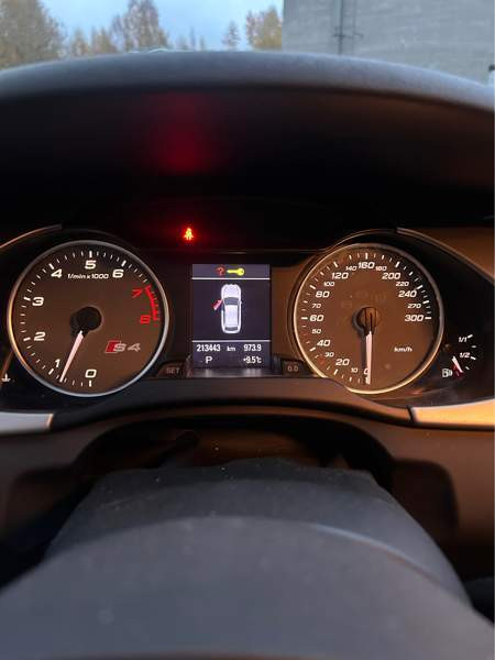 Audi S4 Kuhmoinen - valokuva 6