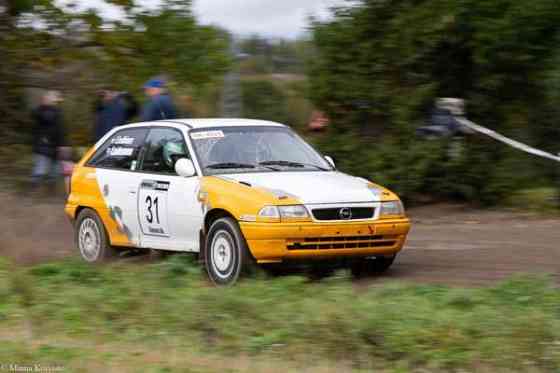 Opel Astra Maentsaelae