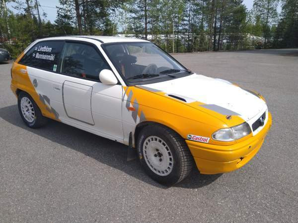 Opel Astra Мянтсяля - изображение 5