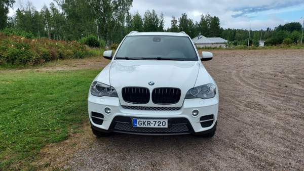 BMW X5 Keuruu - изображение 8