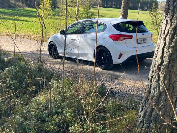 Ford Focus Саров - изображение 1