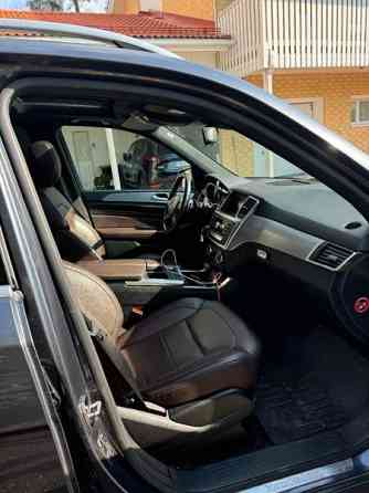 Mercedes-Benz ML Jaervenpaeae