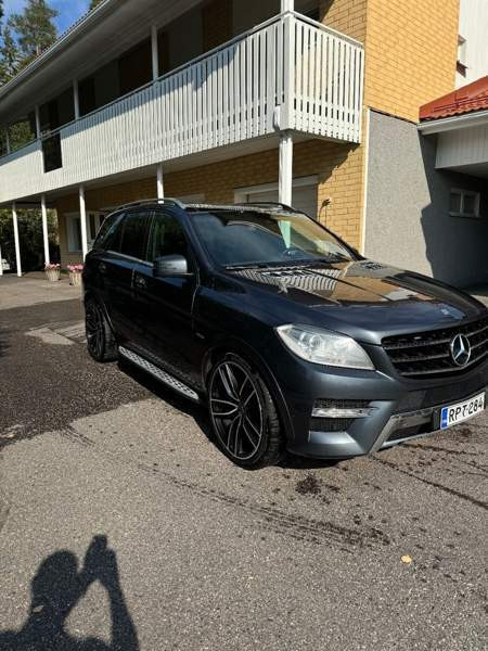 Mercedes-Benz ML Jaervenpaeae - photo 4