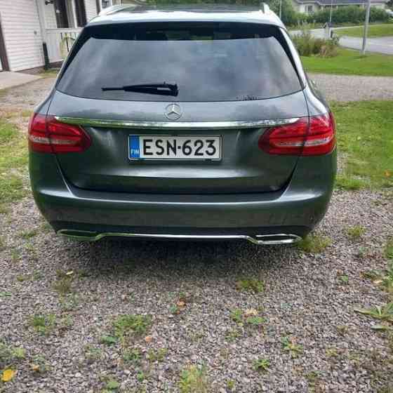 Mercedes-Benz C Luga