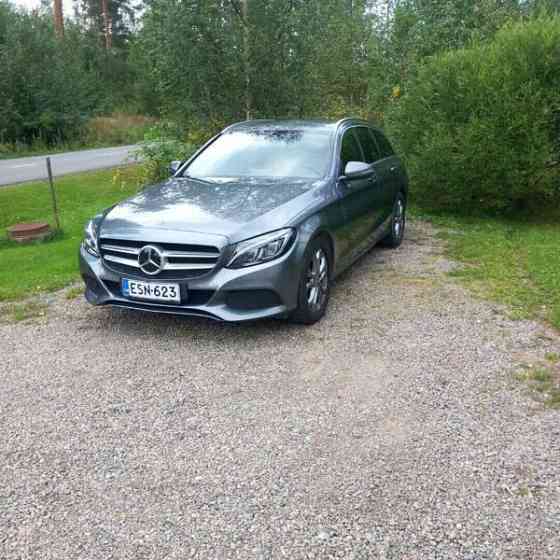 Mercedes-Benz C Luga