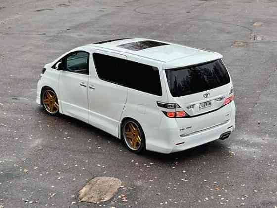 Toyota Vellfire Vantaa