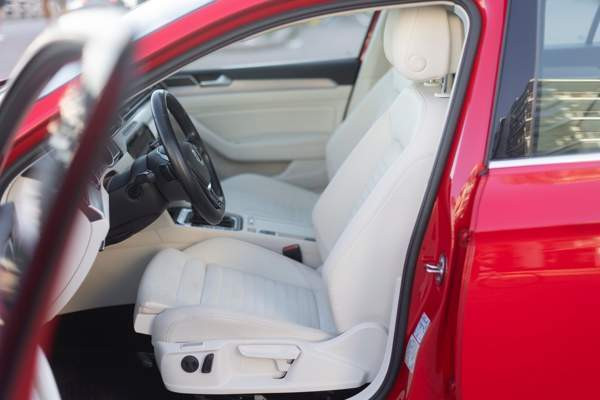 Volkswagen Passat Vantaa - photo 8