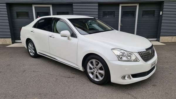 Toyota Crown Хямеэнлинна - изображение 3