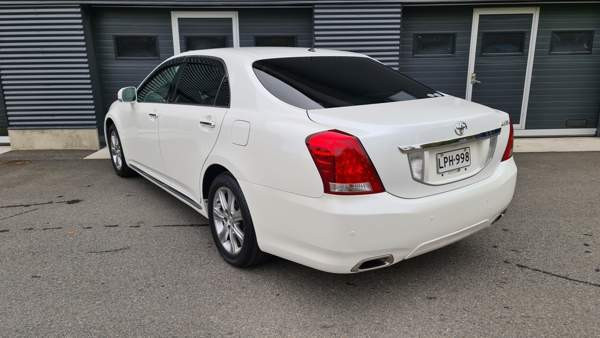 Toyota Crown Хямеэнлинна - изображение 7