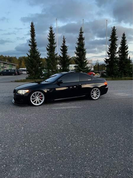 BMW 335 Kaarina - valokuva 1