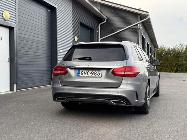 Mercedes-Benz C Рахе - изображение 5