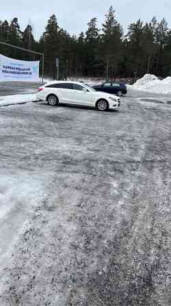 Mercedes-Benz CLS Хювинкяя