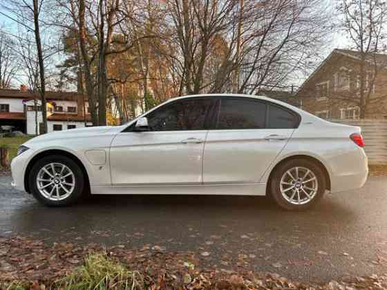 BMW 330 Sarov