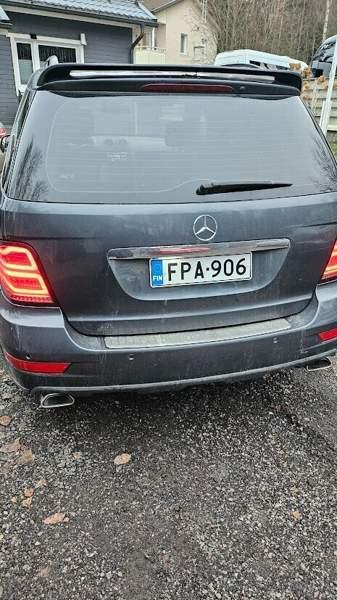 Mercedes-Benz ML Vantaa - valokuva 7