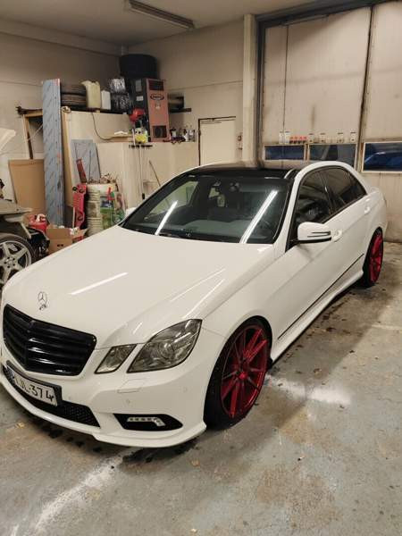 Mercedes-Benz E Kauhava - valokuva 1