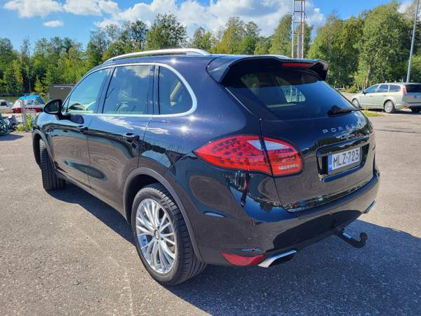 Porsche Cayenne Helsinki - изображение 3
