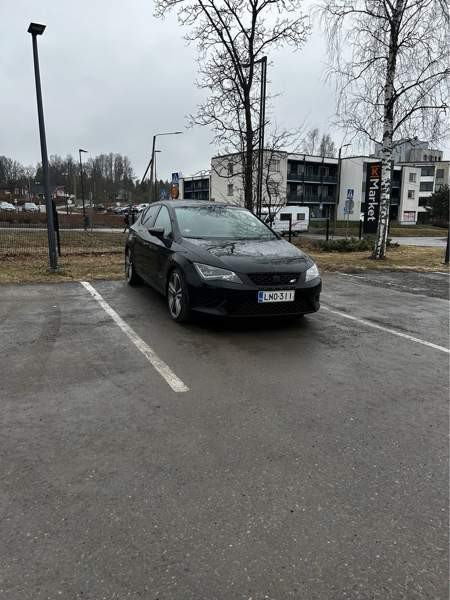 Seat Leon Espoo - valokuva 4