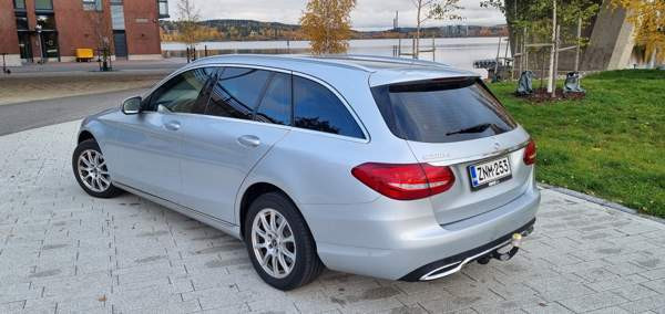 Mercedes-Benz C Luga – foto 4