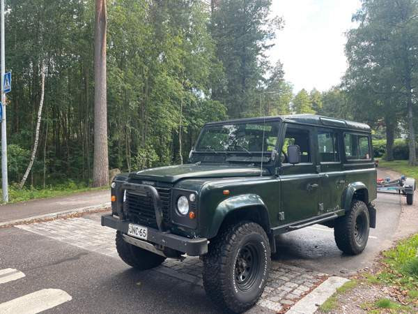 Land Rover Defender Espoo - valokuva 3
