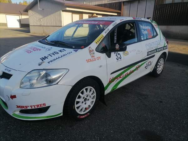 Toyota Auris Hämeenlinna - valokuva 3