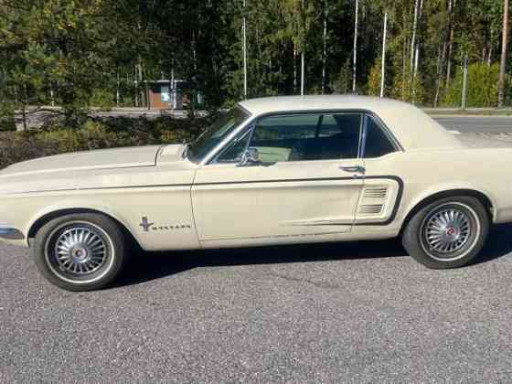 Ford Mustang Вантаа