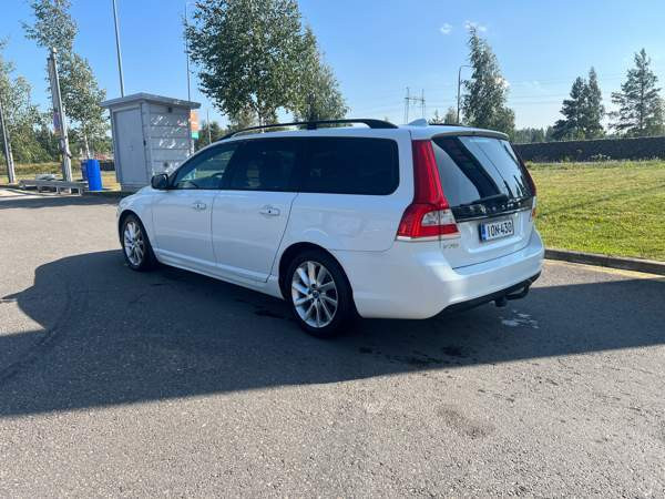 Volvo V70 Коувола - изображение 6