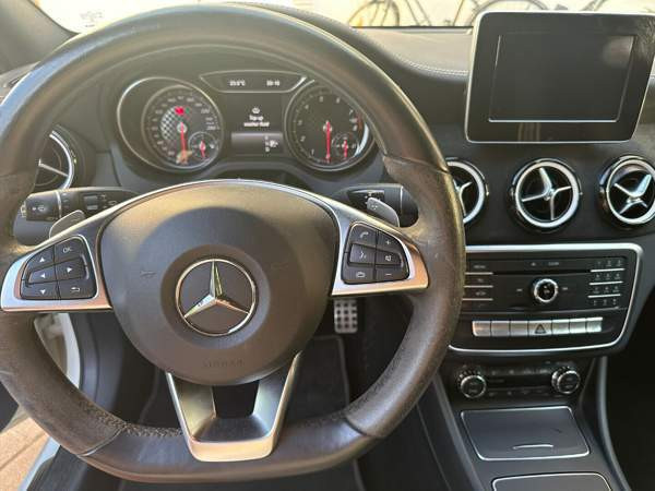 Mercedes-Benz A Lieto - valokuva 8