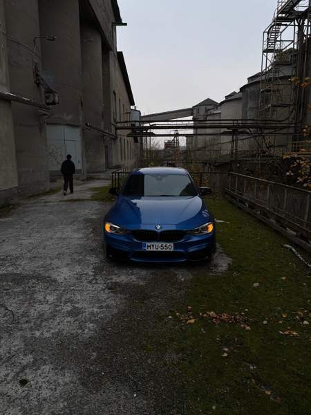 BMW 335 Lohja - valokuva 3