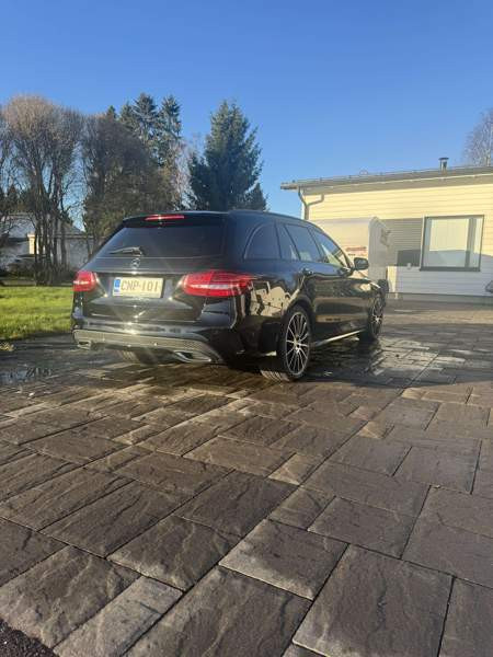 Mercedes-Benz C Oulu - valokuva 5
