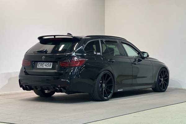 BMW 330 Espoo - valokuva 3