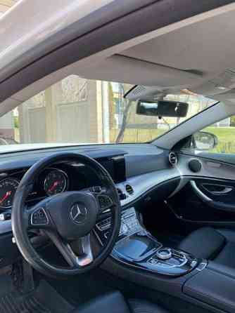 Mercedes-Benz E Турткуль