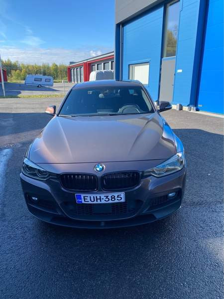 BMW 330 Jyväskylä - valokuva 2