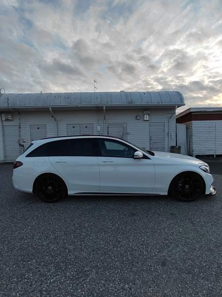 Mercedes-Benz C Kemijärvi - valokuva 3
