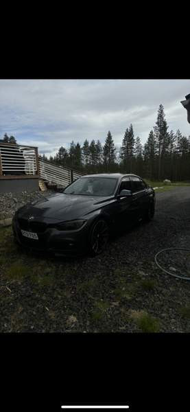 BMW 330 Rovaniemi - valokuva 2