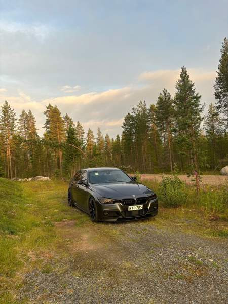 BMW 330 Rovaniemi - valokuva 1