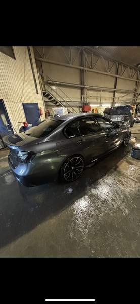 BMW 330 Rovaniemi - valokuva 3