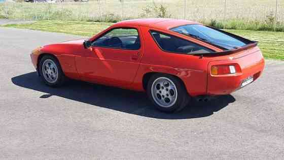 Porsche 928 Lieto