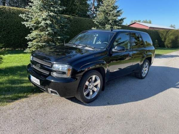 Chevrolet Trailblazer Pertteli - valokuva 1