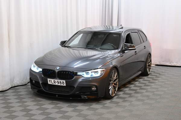 BMW 335 Nurmijärvi - valokuva 2