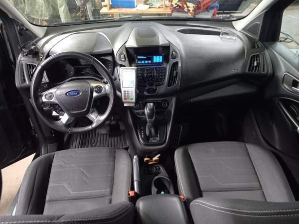 Ford Tourneo Connect Rovaniemi - valokuva 3