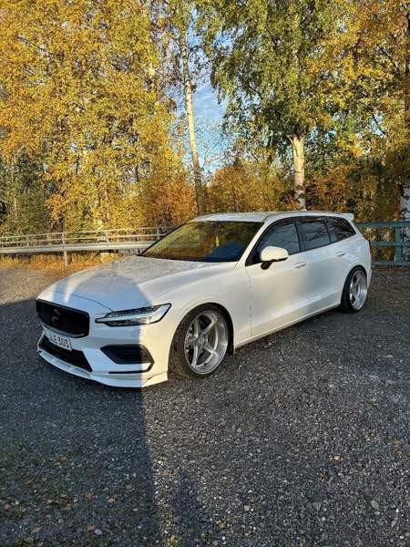Volvo V60 Ulvila - valokuva 4